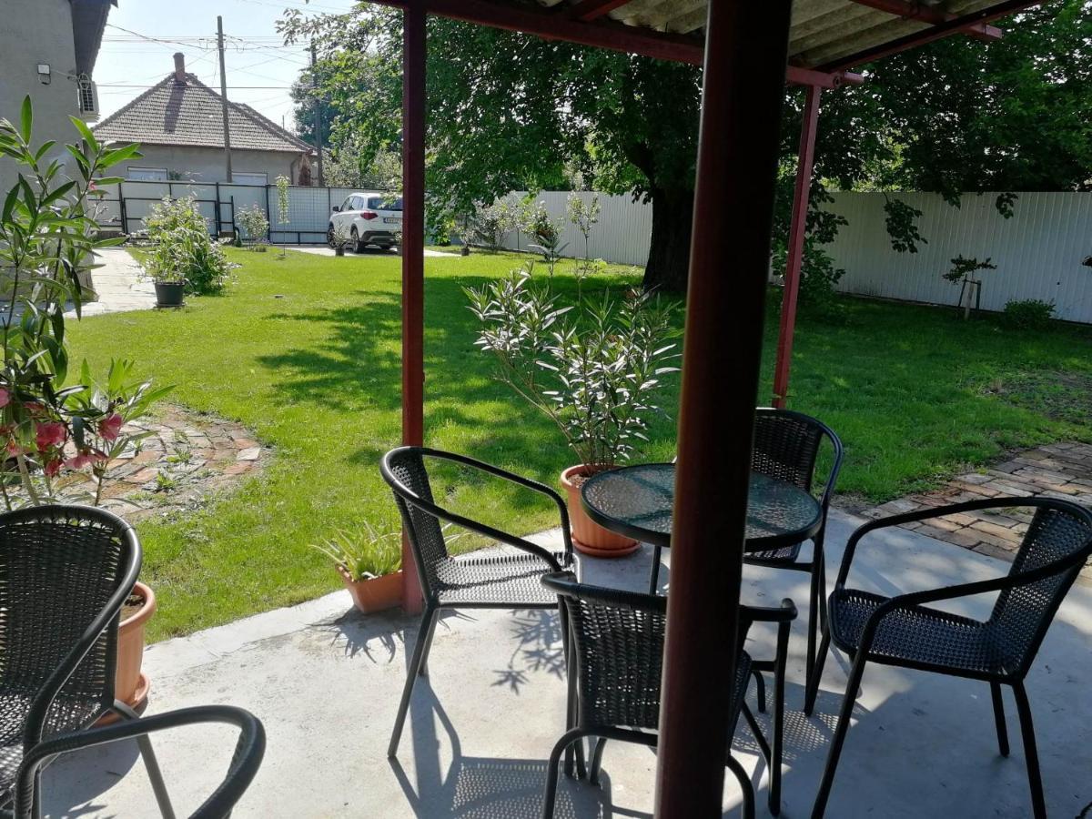 Zsuzsanna Vendeghaz Hotel Gyomaendrod Luaran gambar